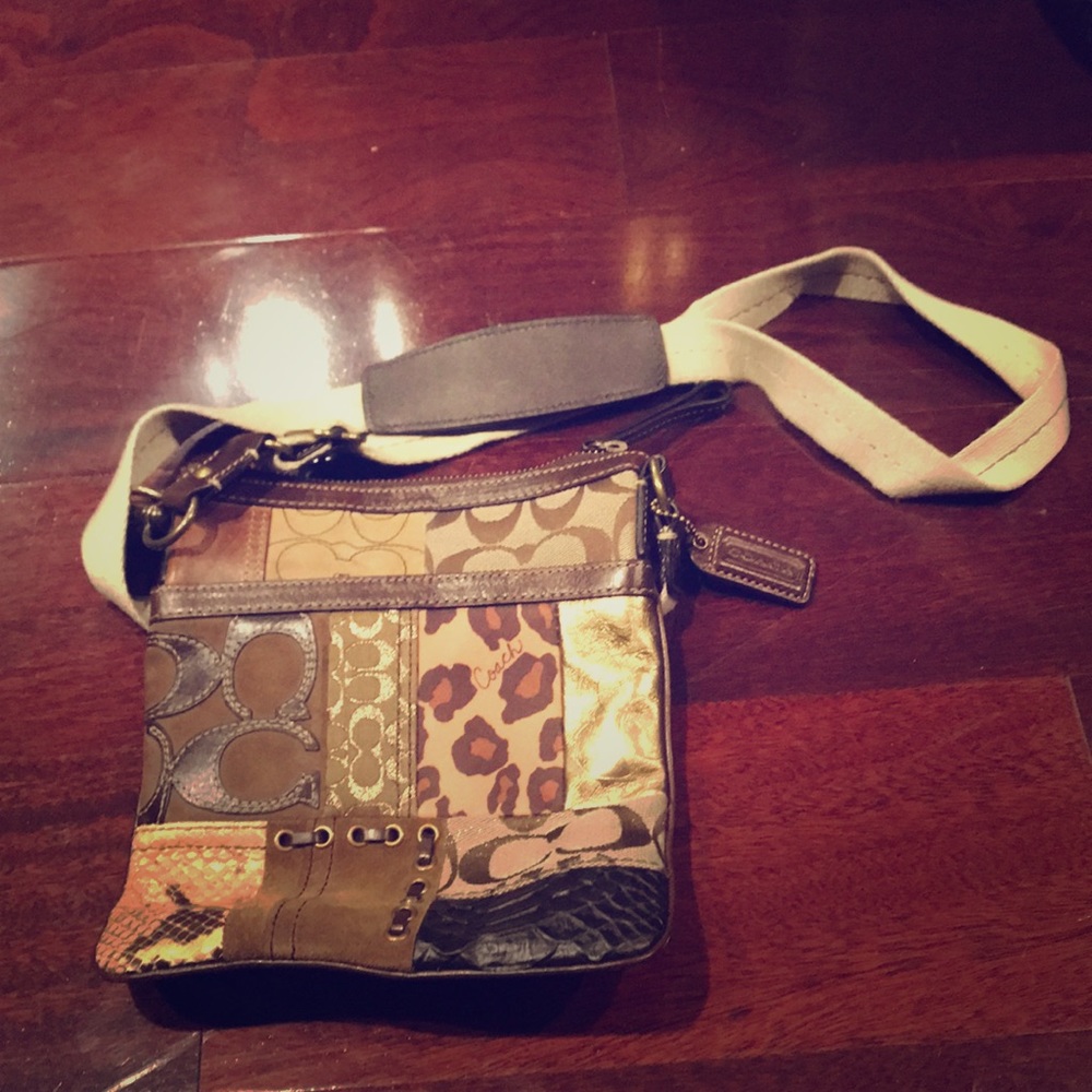 COACH BROWN MULTI PATTERNED CROSS BODY Purse